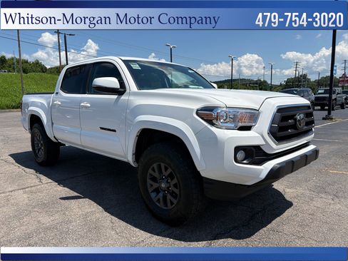Used 2023 Toyota Tacoma SR5 AWD/4WD image 4