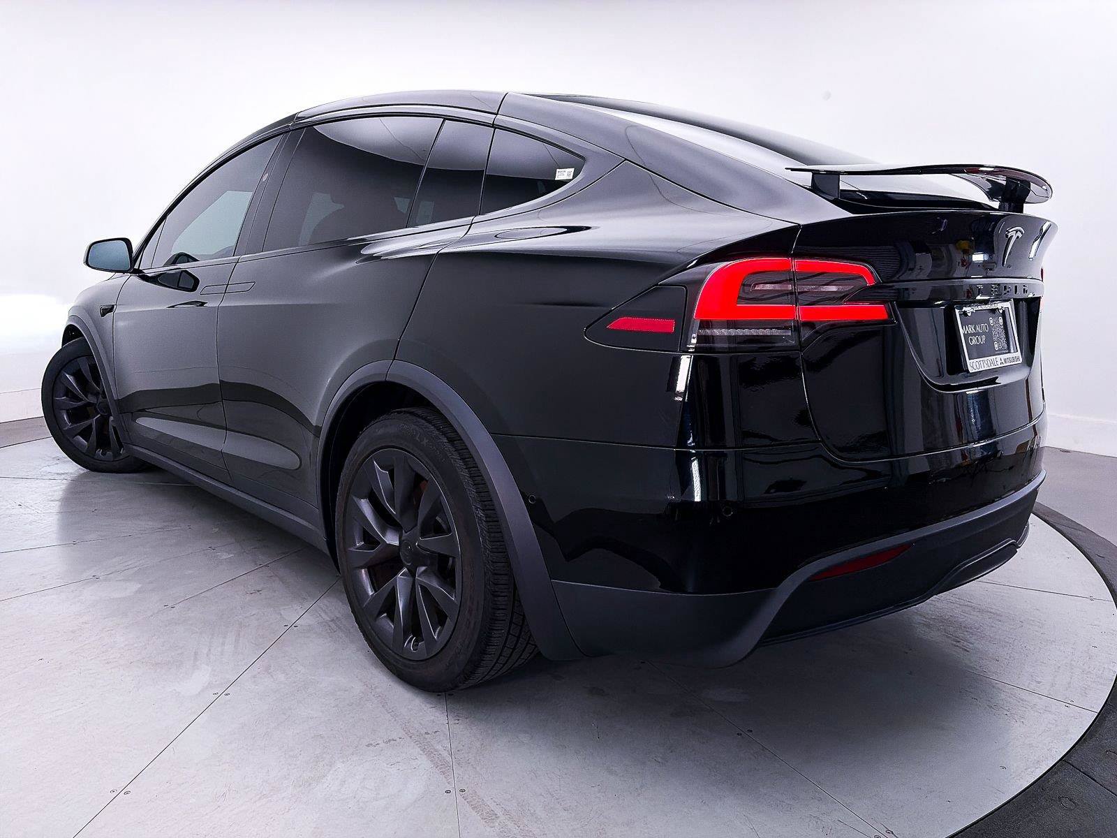 Used 2023 Tesla Model X AWD/4WD image 2