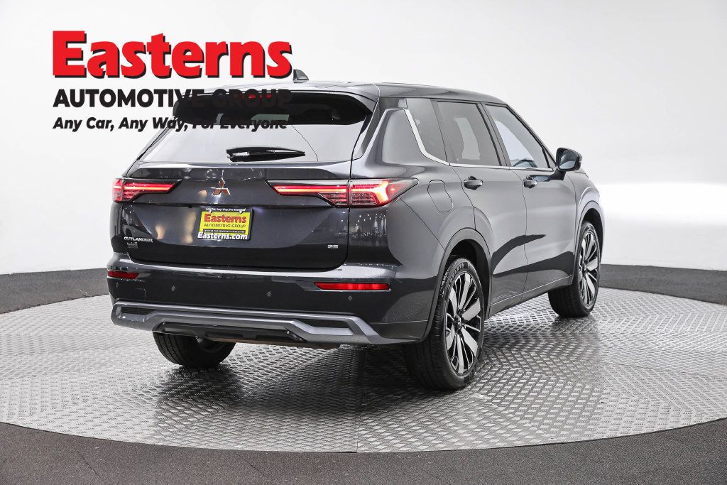 Used 2025 Mitsubishi Outlander SE FWD image 7
