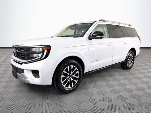 Certified 2025 Ford Expedition Max Platinum AWD/4WD image 3