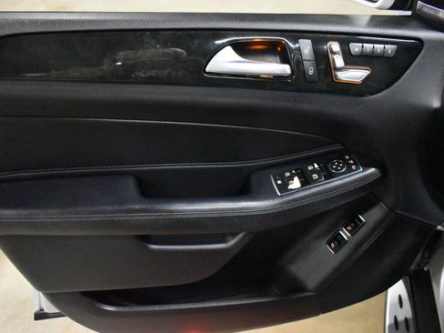 Used 2019 Mercedes-Benz GLS 450 4MATIC w/ Premium 1 Package image 43