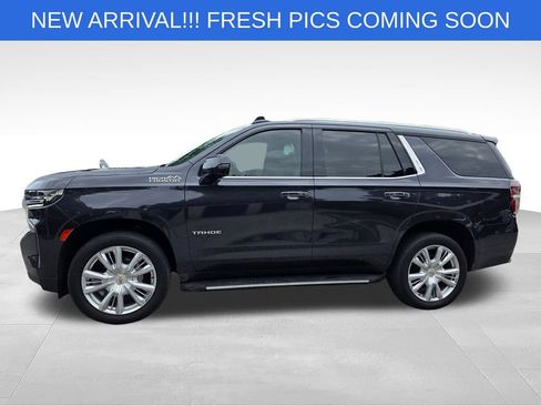 Used 2023 Chevrolet Tahoe High Country RWD image 3