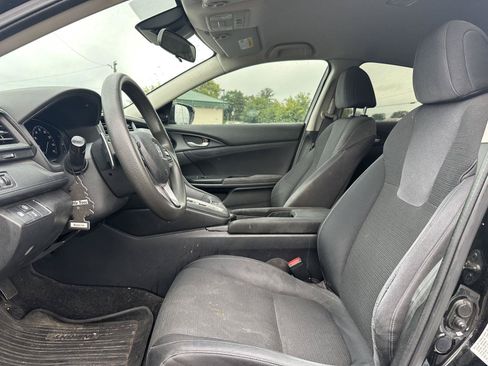 Used 2019 Honda Insight LX image 11