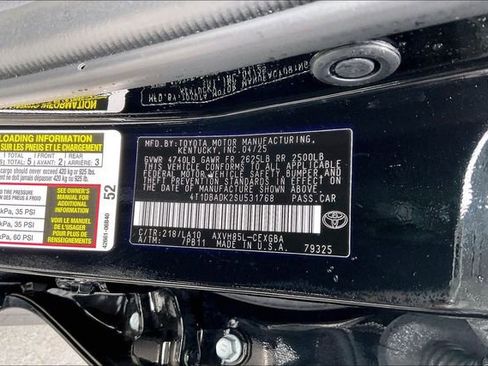 Used 2025 Toyota Camry XLE image 35