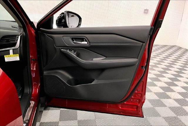 New 2026 Nissan Rogue Dark Armor FWD image 37