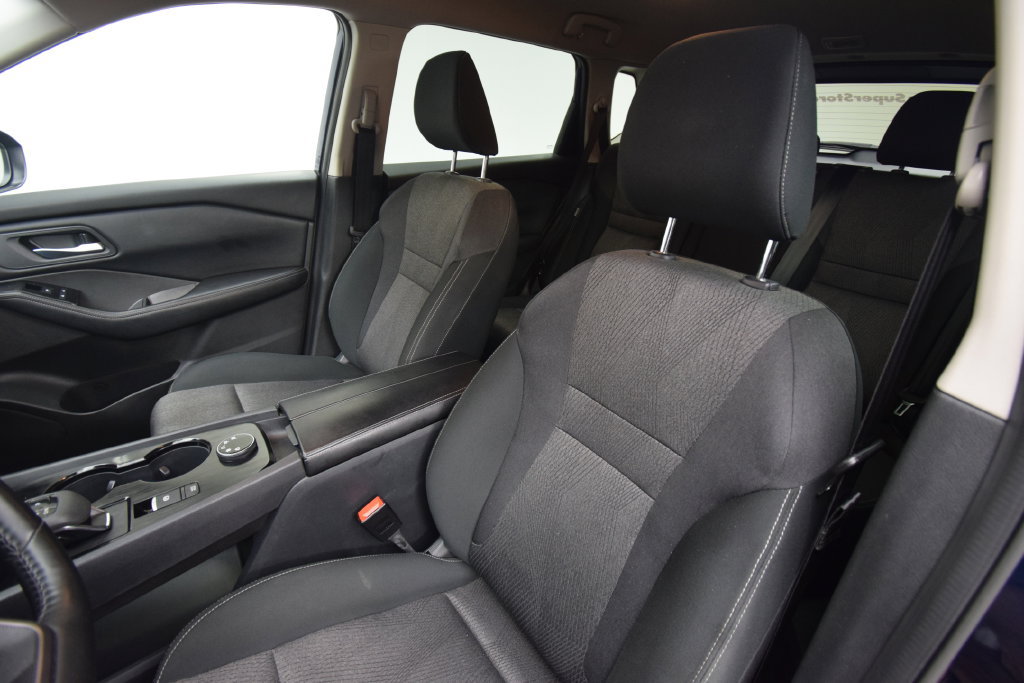 Used 2025 Nissan Rogue SV AWD/4WD image 13