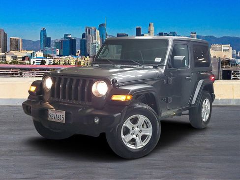 Used 2022 Jeep Wrangler Sport S image 2