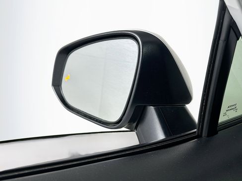 Used 2025 Toyota RAV4 XLE w/ Convenience Package image 16