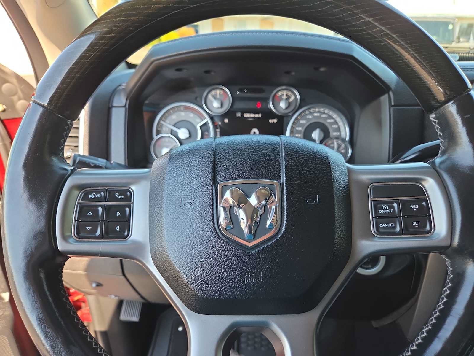 Used 2014 RAM 2500 Limited AWD/4WD image 23