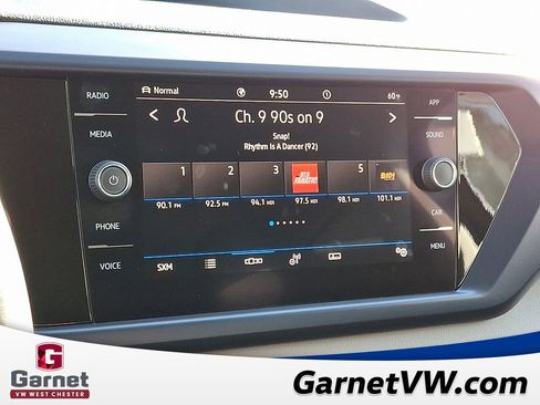 Certified 2022 Volkswagen Taos SE image 17