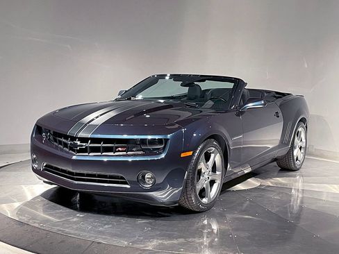 Used 2013 Chevrolet Camaro LT w/ RS Package image 2