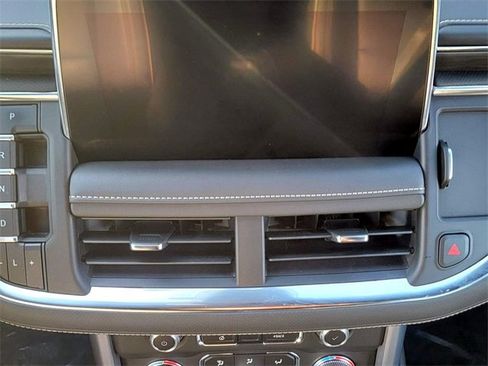 Used 2024 GMC Yukon SLT image 22