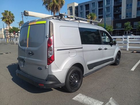 Used 2019 Ford Transit Connect XLT FWD image 8