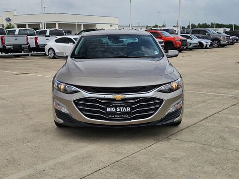 Used 2024 Chevrolet Malibu LT FWD image 8
