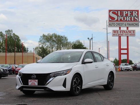 Used 2025 Nissan Sentra S FWD image 7