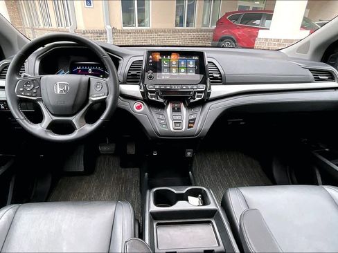 Certified 2024 Honda Odyssey EX-L image 15