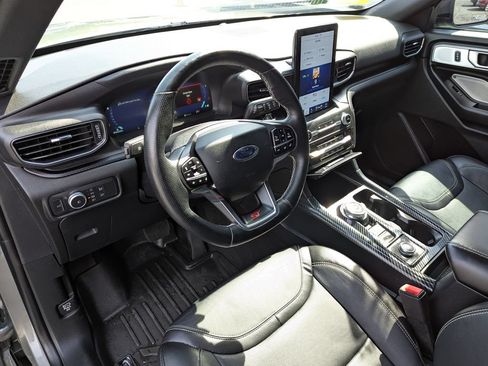 Used 2020 Ford Explorer ST w/ ST Street Pack AWD/4WD image 13