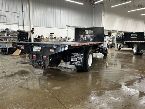 Certified 2022 Ford F750 2WD Regular Cab Super Duty image 6