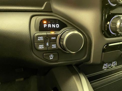 New 2026 RAM 1500 4x4 Crew Cab image 16