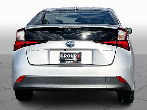 Used 2019 Toyota Prius LE w/ Carpet Mat Package image 4