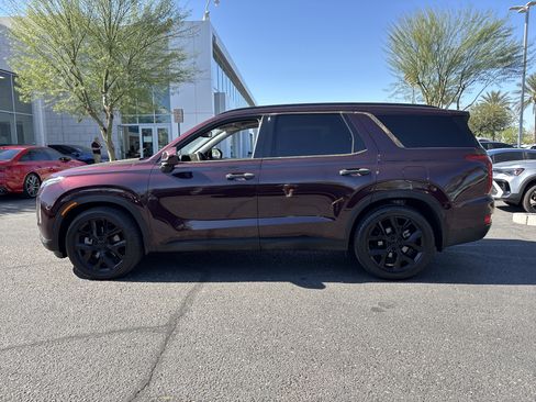 Used 2021 Hyundai Palisade SEL w/ Premium Package image 2