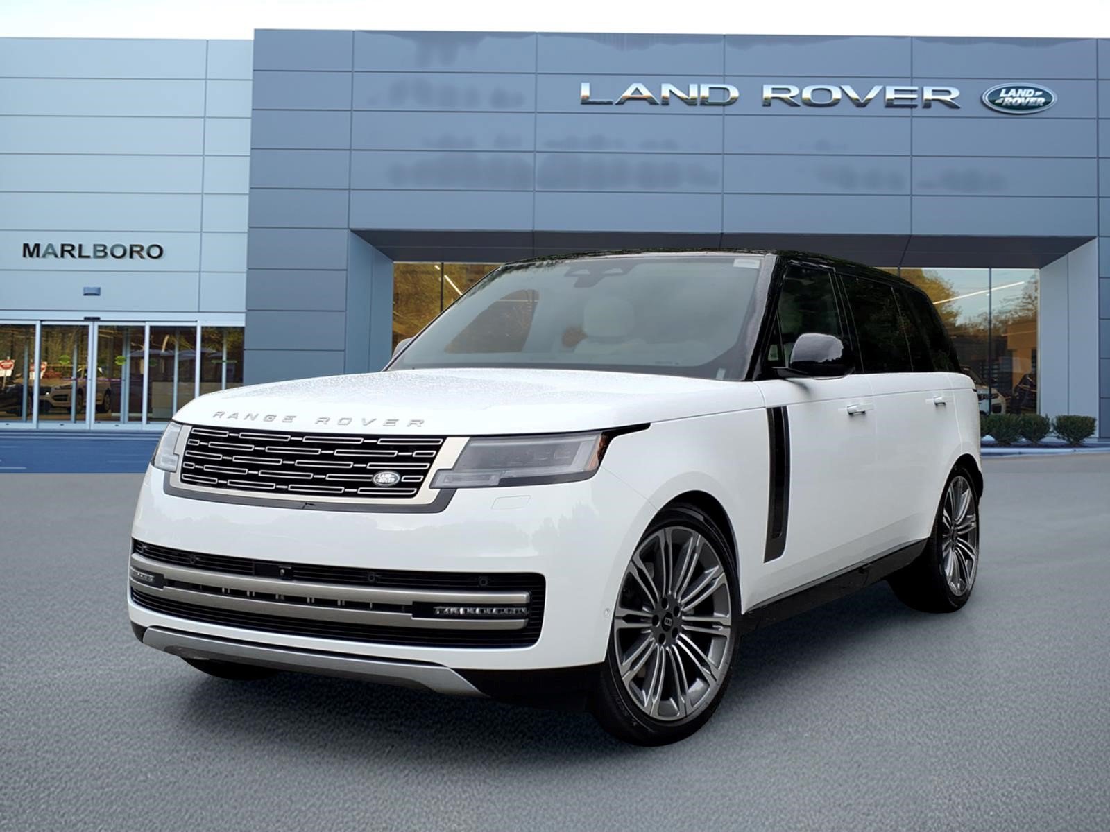 New 2027 Land Rover Range Rover Long Wheelbase SE AWD/4WD image 1