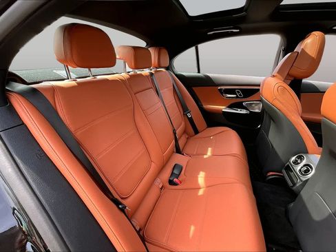 Certified 2026 Mercedes-Benz C 300 4MATIC Sedan image 21