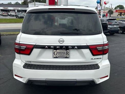 Used 2023 Nissan Armada Platinum w/ Captain's Chairs Package AWD/4WD image 4