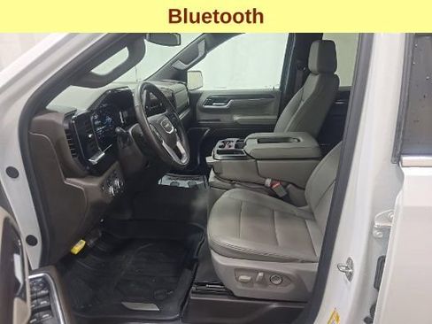 Used 2024 GMC Sierra 1500 SLT w/ X31 Off-Road Package AWD/4WD image 10
