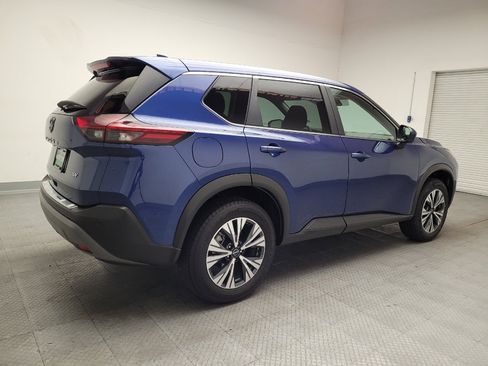 Used 2023 Nissan Rogue SV FWD image 10