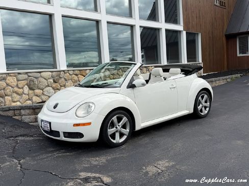 Used 2007 Volkswagen Beetle Triple White Edition FWD image 1