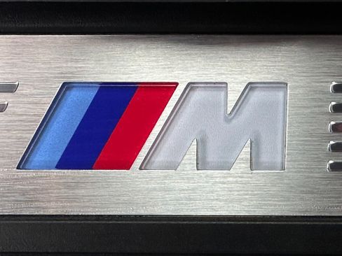 Used 2020 BMW 540i w/ M Sport Package image 24