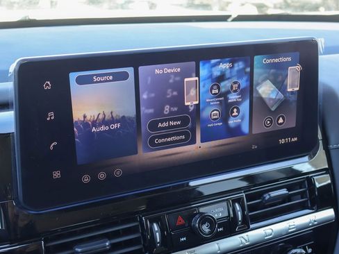 New 2026 Nissan Pathfinder SV image 3