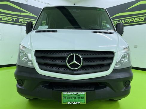 Used 2016 Mercedes-Benz Sprinter 2500 image 3