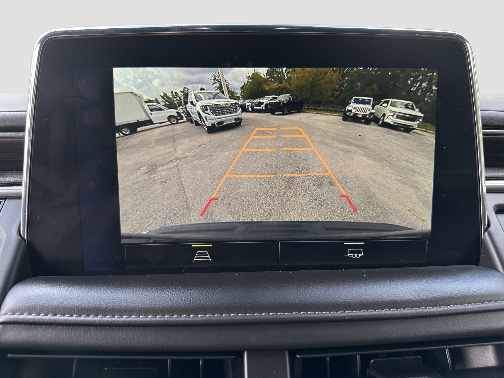 Certified 2024 Chevrolet Suburban LT AWD/4WD image 15