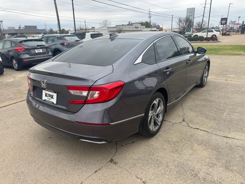 Used 2019 Honda Accord EX image 5