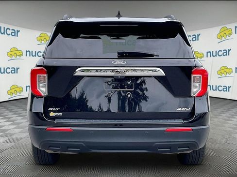 Used 2023 Ford Explorer XLT AWD/4WD image 5