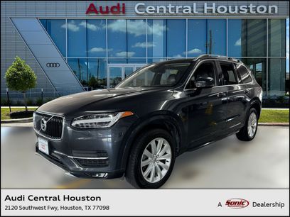 Used 2017 Volvo XC90 T6 Momentum w/ Vision Package