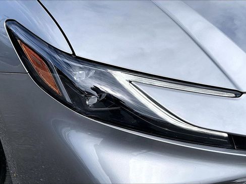 Used 2025 Toyota Camry XSE w/ Premium Plus Package image 29