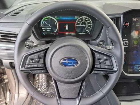 Used 2025 Subaru Forester Limited AWD/4WD image 17