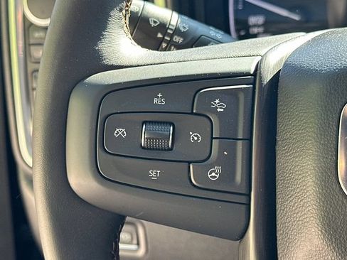 Used 2021 GMC Sierra 1500 AT4 w/ AT4 Value Package AWD/4WD image 28