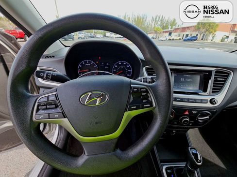 Used 2020 Hyundai Accent SE image 16