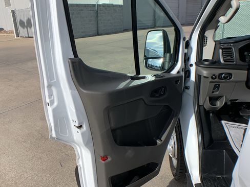 Used 2023 Ford Transit 350 XL image 9