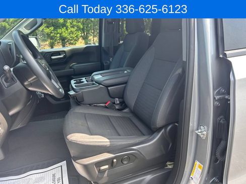 Used 2023 GMC Sierra 1500 Pro w/ Graphite Edition AWD/4WD image 13