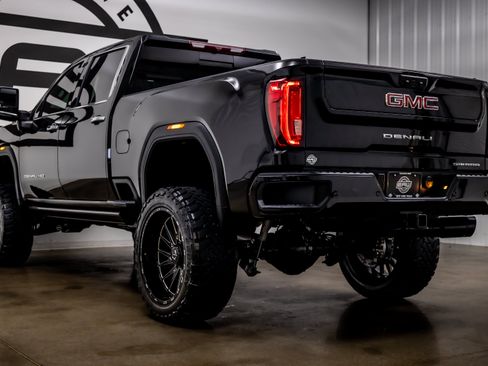 Used 2022 GMC Sierra 2500 Denali AWD/4WD image 35