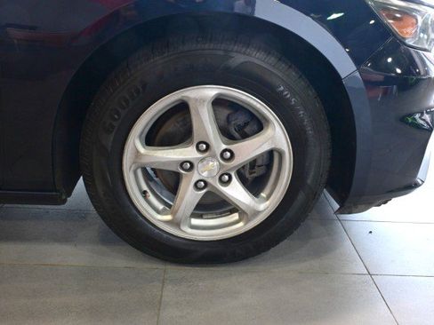 Used 2016 Chevrolet Malibu LS FWD image 37