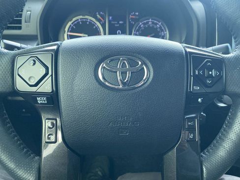 Used 2024 Toyota 4Runner TRD Off-Road Premium image 14