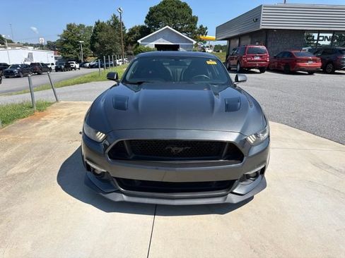 Used 2017 Ford Mustang GT Premium w/ GT Performance Package RWD image 2