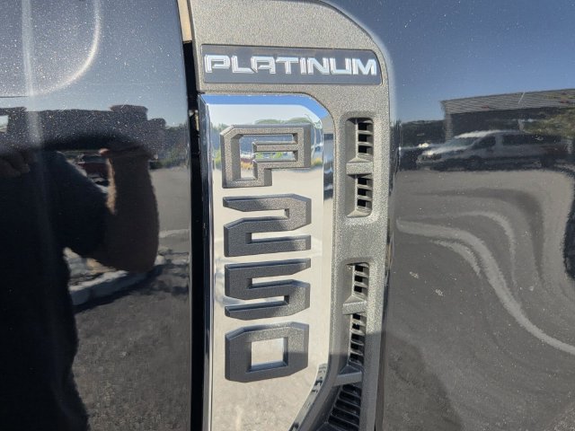 Used 2026 Ford F250 Platinum w/ Platinum Plus Package AWD/4WD image 19
