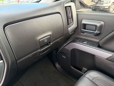Used 2018 GMC Sierra 1500 SLT w/ SLT Premium Package AWD/4WD image 37